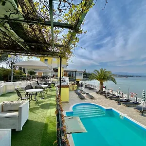 Estee 4* Desenzano del Garda